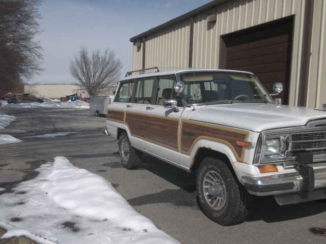 1990 Jeep Wagoneer - photo 4