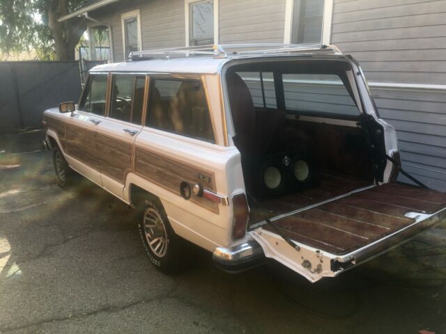1990 Jeep Wagoneer - photo 10