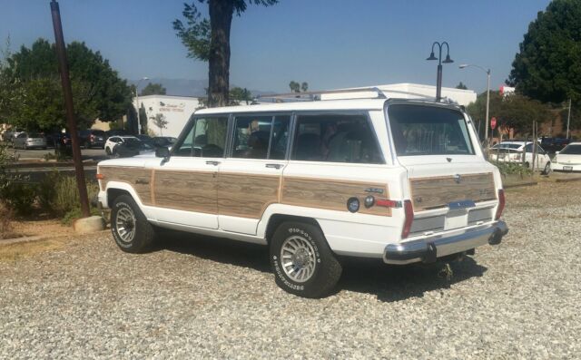 1990 Jeep Wagoneer - photo 2