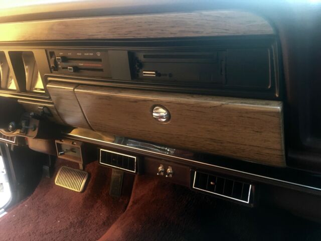 1990 Jeep Wagoneer - photo 6