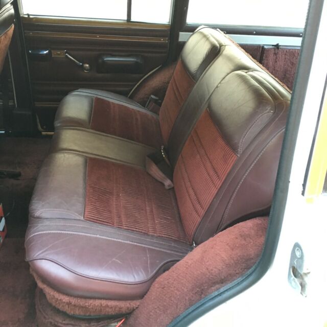1990 Jeep Wagoneer - photo 8