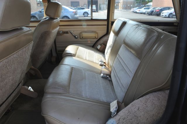 1990 Jeep Wagoneer - photo 10