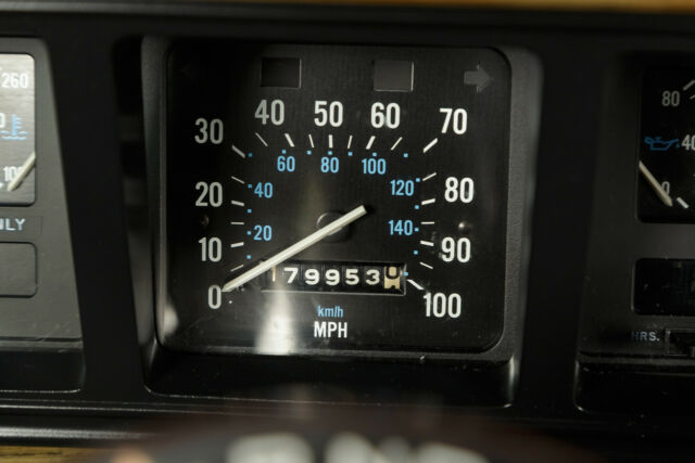 1990 Jeep Wagoneer 4WD - photo 6