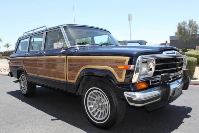 1990 Jeep Wagoneer -- - photo 10
