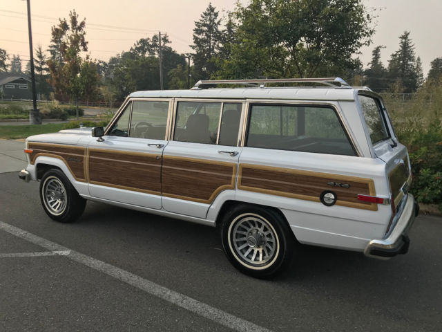 1990 Jeep Wagoneer Grand Wagoneer 4X4 - photo 2