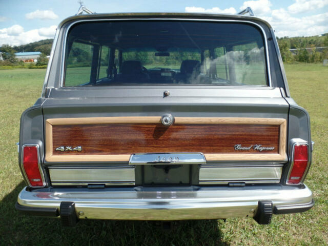 1990 Jeep Wagoneer 4dr Wagon 4WD - photo 4