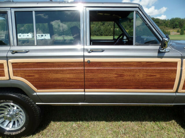 1990 Jeep Wagoneer 4dr Wagon 4WD - photo 8