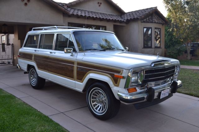 1990 Jeep Wagoneer - photo 2