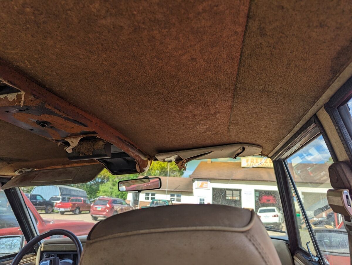 1990 Jeep Wagoneer - photo 11