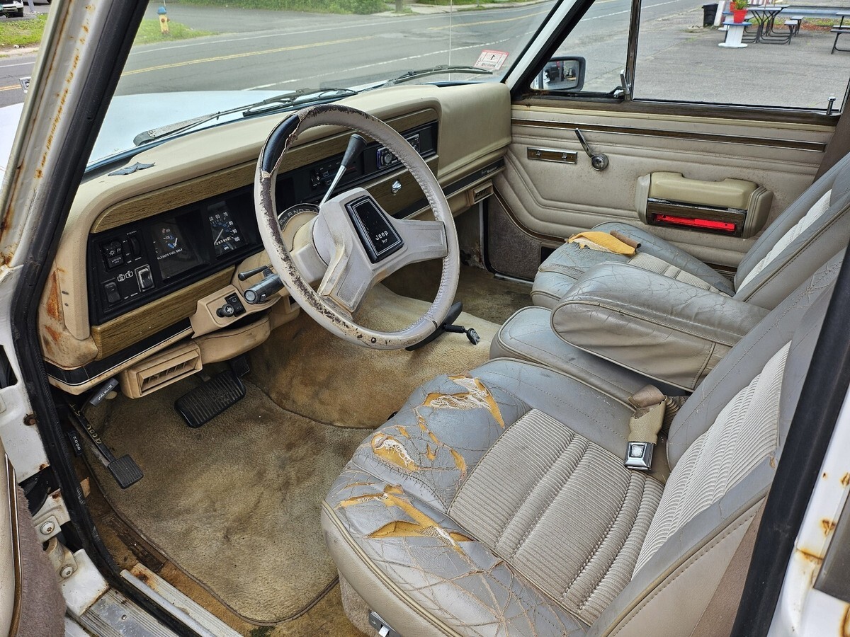 1990 Jeep Wagoneer - photo 9