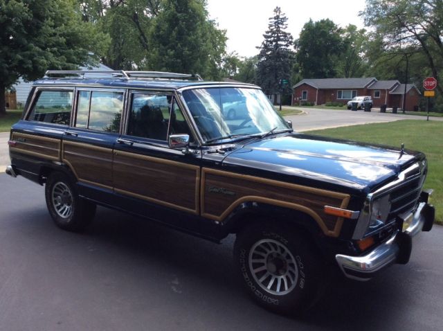 1990 Jeep Wagoneer Woodie wood grain sides - photo 3