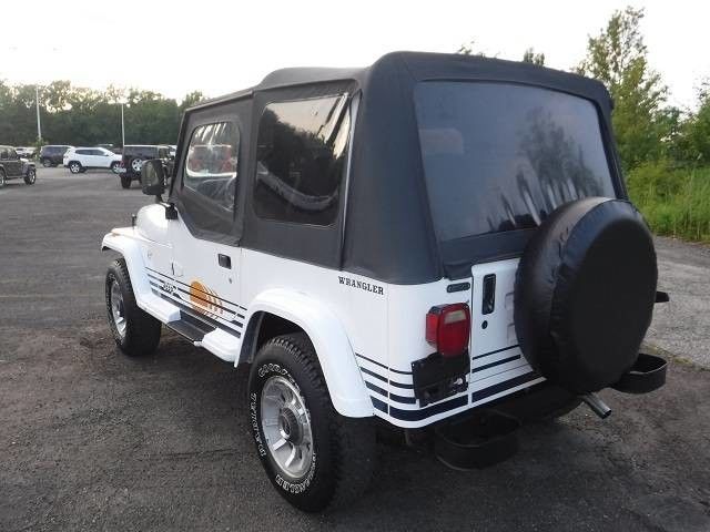 1990 Jeep Wrangler - photo 7
