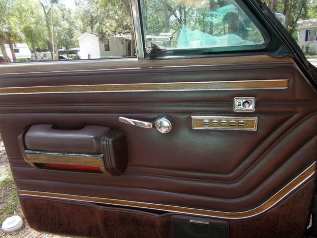 1990 Jeep Wagoneer - photo 11