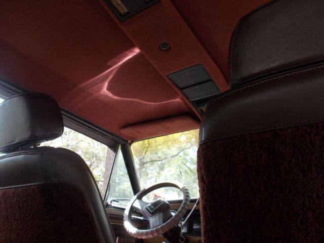 1990 Jeep Wagoneer - photo 12