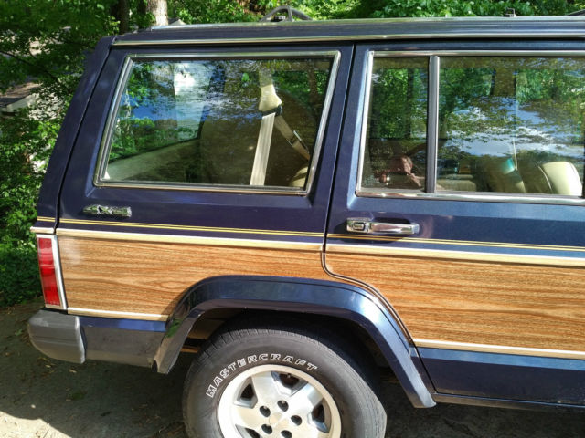 1990 Jeep Wagoneer - photo 8
