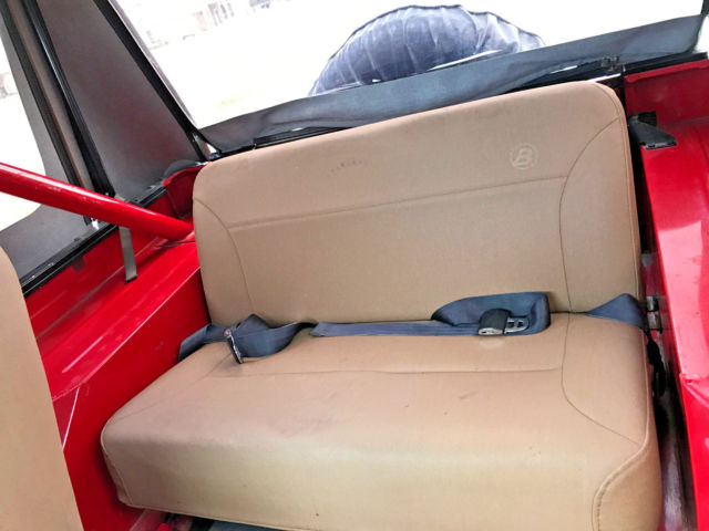 1990 Jeep Wrangler YJ - photo 6