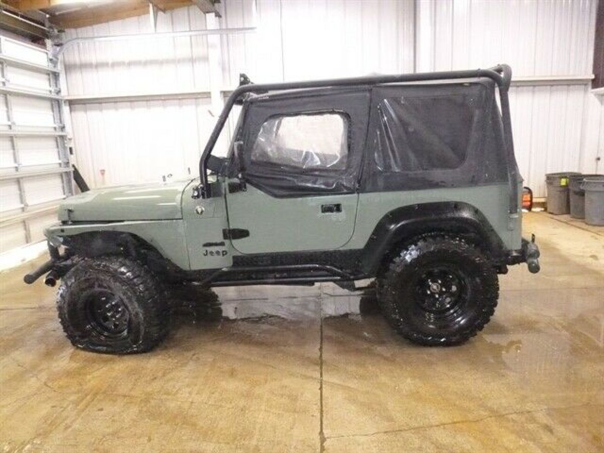 1990 JEEP WRANGLER  183558 Miles GREEN Sport Utility 4.2L 6 Cyl. Gas MANUAL 1990 Jeep Wrangler