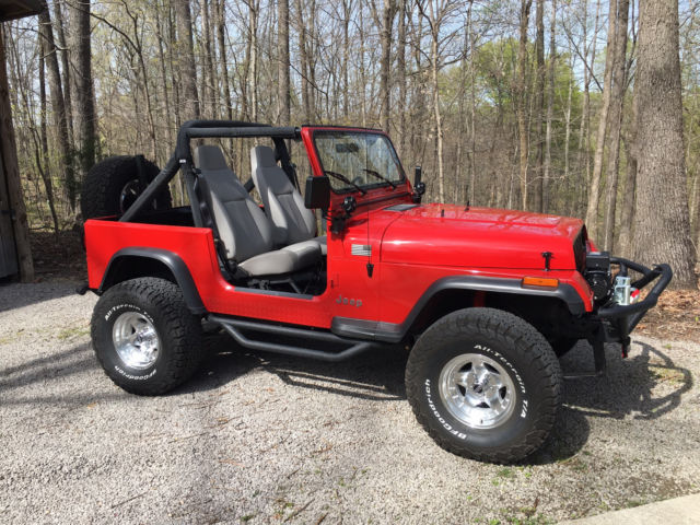 1990 Jeep Wrangler 4.2 liter 5 speed Hard Top 1990 Jeep Wrangler