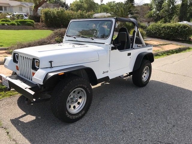 1990 Jeep Wrangler YJ - photo 2