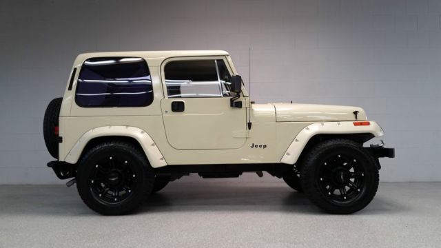 1990 Jeep Wrangler Fuel Injected V8 700R4 4 wheel disc - photo 2