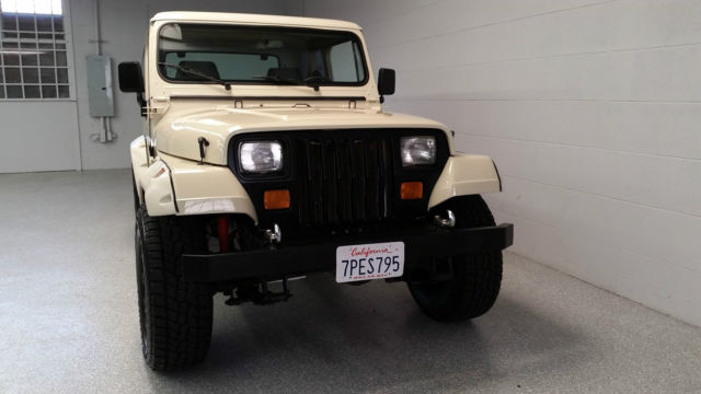 1990 Jeep Wrangler Fuel Injected V8 700R4 4 wheel disc - photo 7