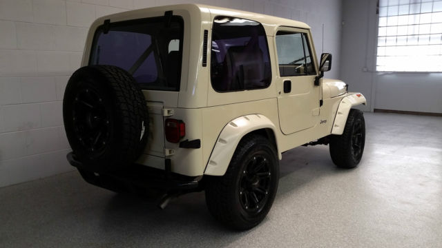 1990 Jeep Wrangler Fuel Injected V8 700R4 4 wheel disc - photo 8