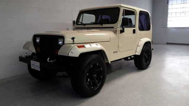 1990 Jeep Wrangler Fuel Injected V8 700R4 4 wheel disc - photo 9