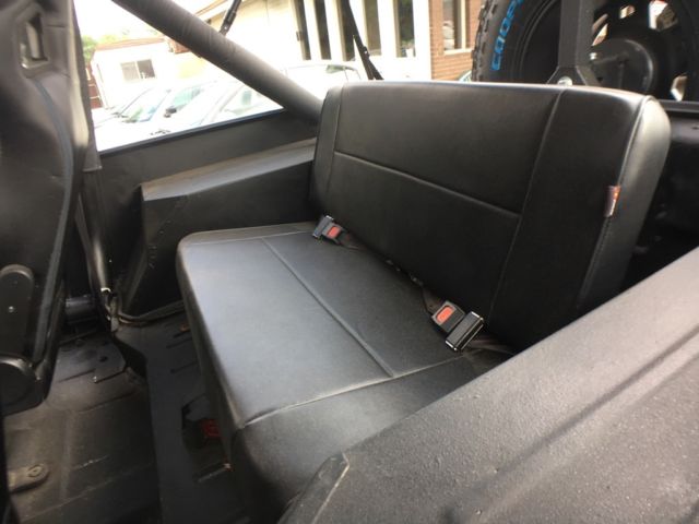 1990 Jeep Wrangler - photo 11