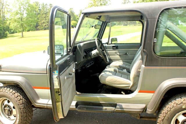 1990 Jeep Wrangler - photo 5