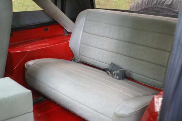 1990 Jeep Wrangler - photo 12