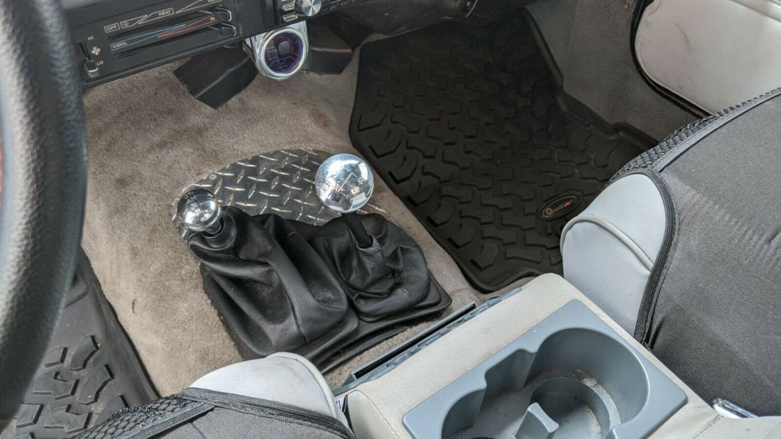 1990 Jeep Wrangler - photo 13