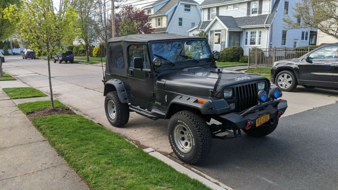 1990 Jeep Wrangler - photo 2