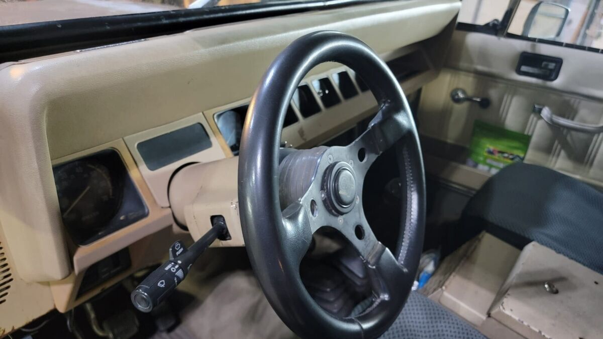 1990 Jeep Wrangler - photo 7