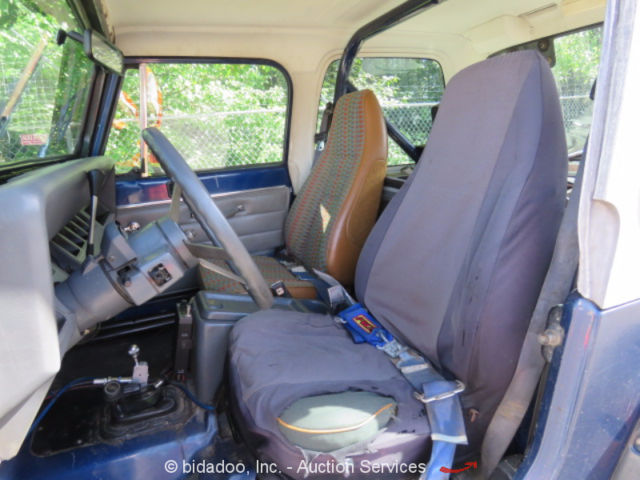 1990 Jeep Wrangler - photo 10