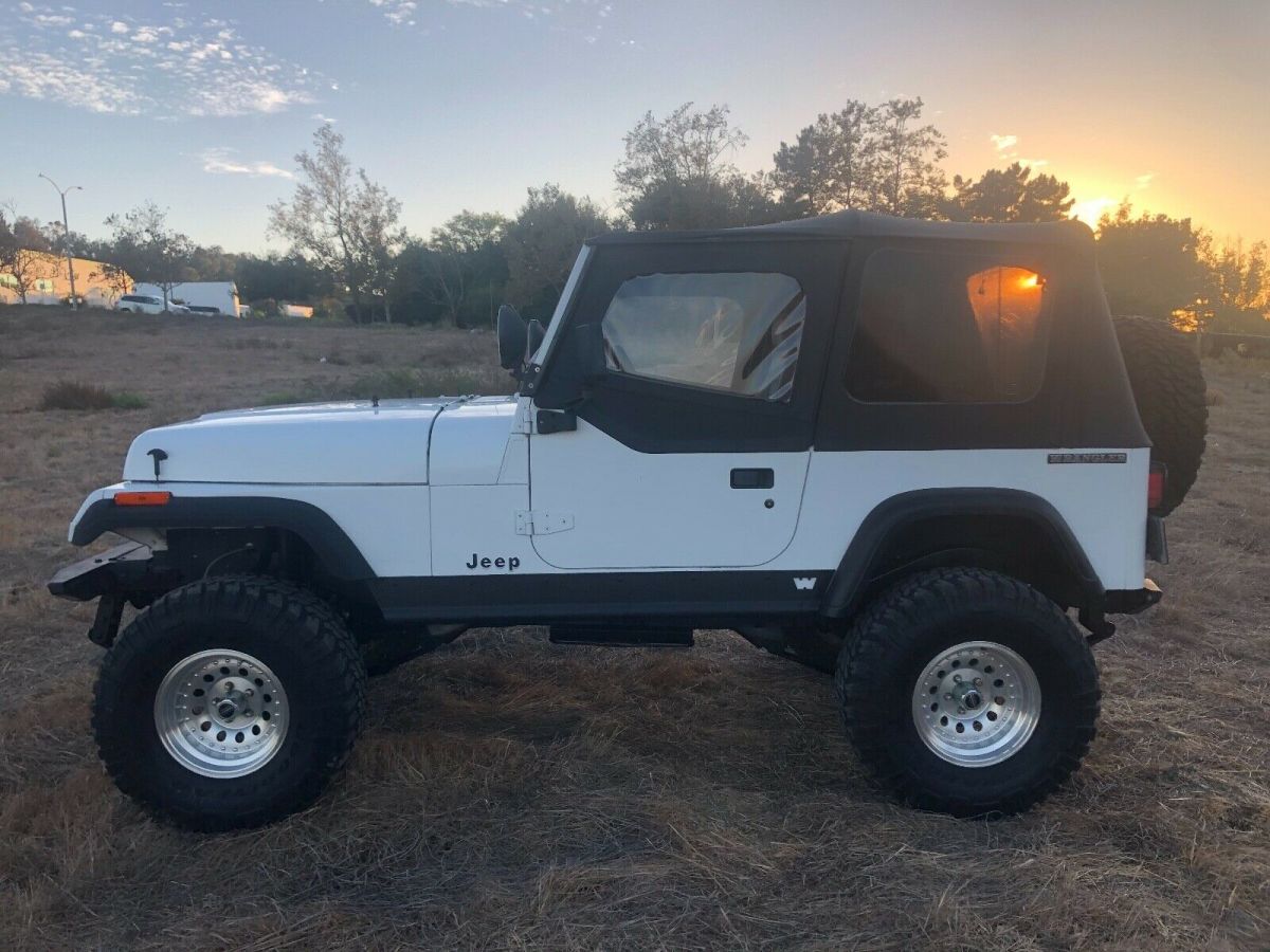 1990 Jeep Wrangler - photo 2