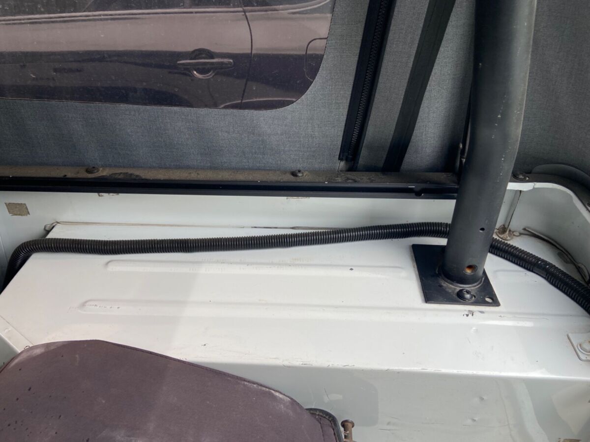 1990 Jeep Wrangler - photo 12