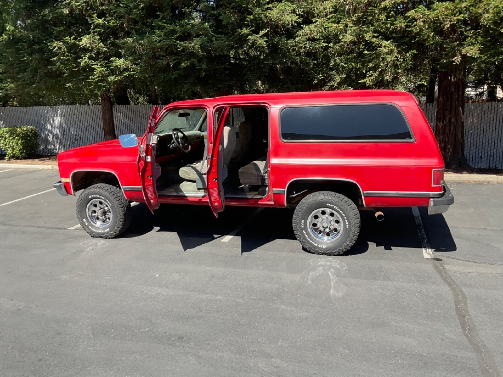 1990 Chevrolet Suburban - photo 12