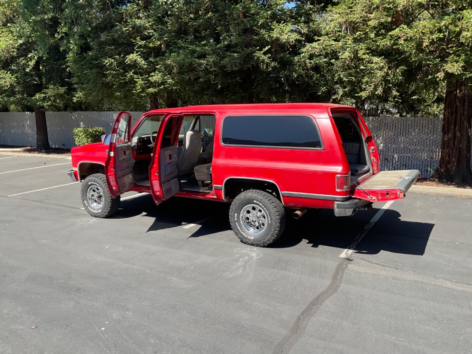 1990 Chevrolet Suburban - photo 13