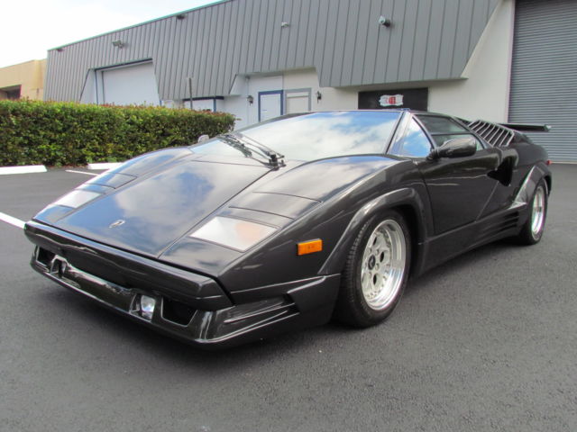 1990 LAMBORGHINI COUNTACH 25TH ANIVERSARY 1990 Lamborghini Countach 25 Anniversay Edition