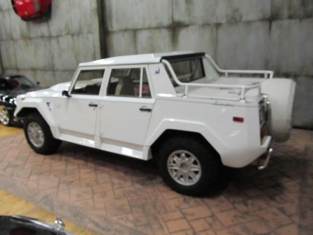 1990 Lamborghini LM002 LM02 AMERICAN -- - photo 6