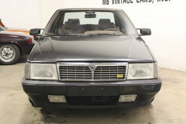 1990 Lancia Thema 8.32 Sedan - photo 6