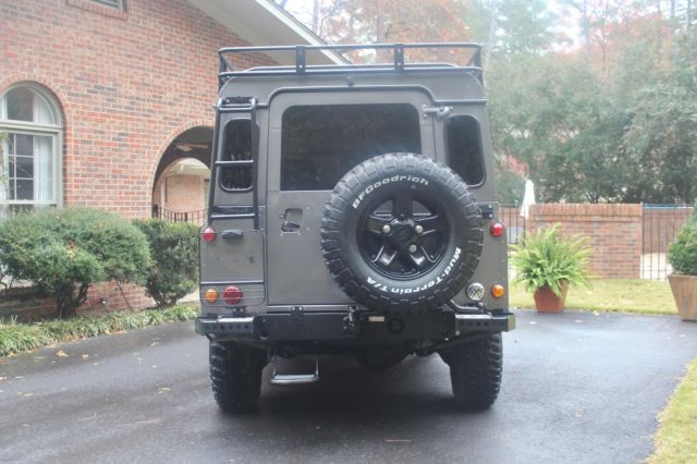 1990 Land Rover Defender 110 - photo 4
