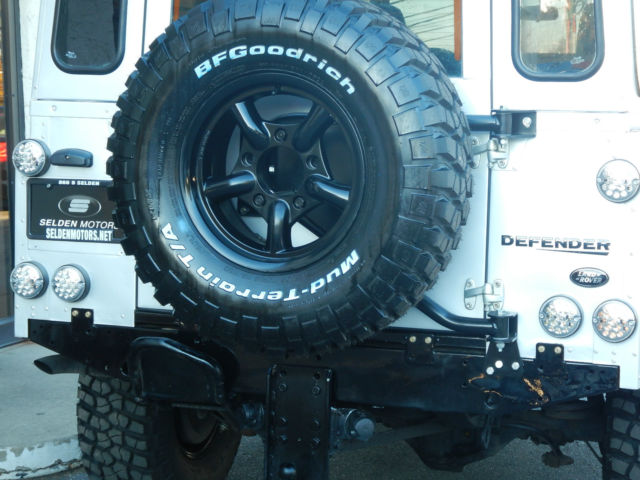 1990 Land Rover Defender 5 DOOR WAGON - photo 4
