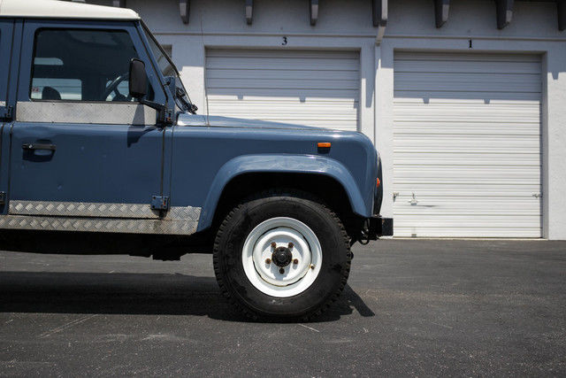 1990 Land Rover Defender County Station Wagon - photo 11