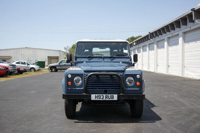 1990 Land Rover Defender County Station Wagon - photo 3
