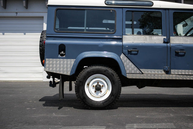 1990 Land Rover Defender County Station Wagon - photo 9