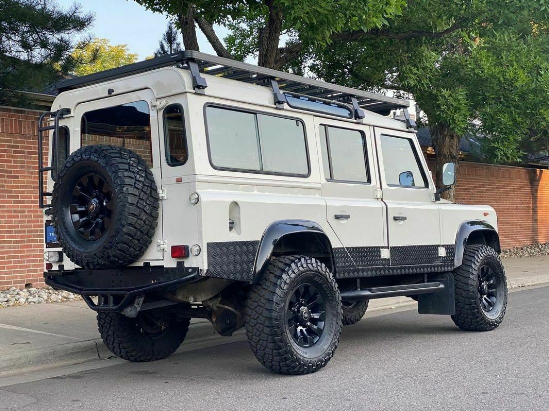 1990 Land Rover Defender Alcantara Headliner, AC, 2.5L Diesel - photo 11