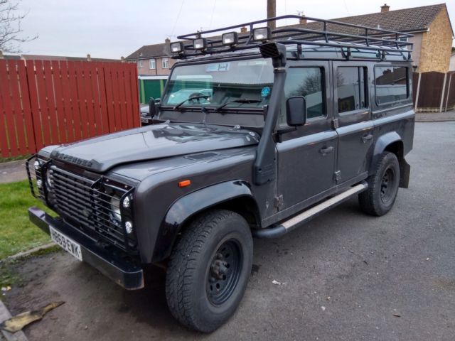 1990 Land Rover Defender 9 seat county station wagon - photo 2