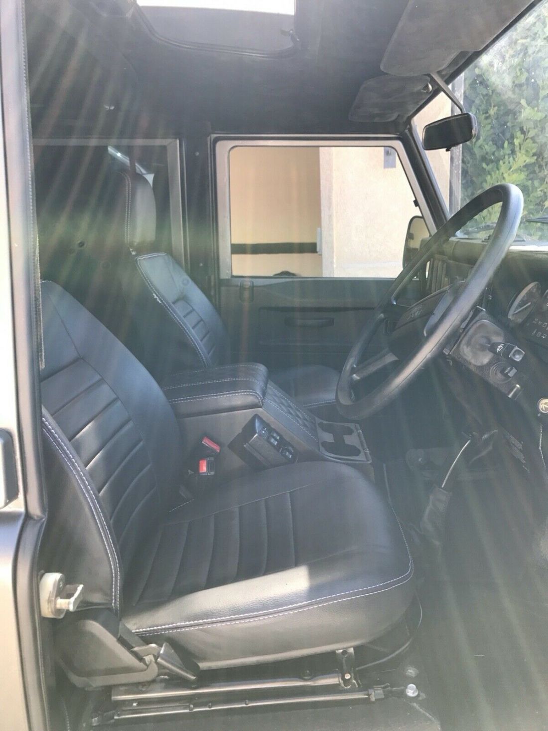 1901 Land Rover Defender - photo 10