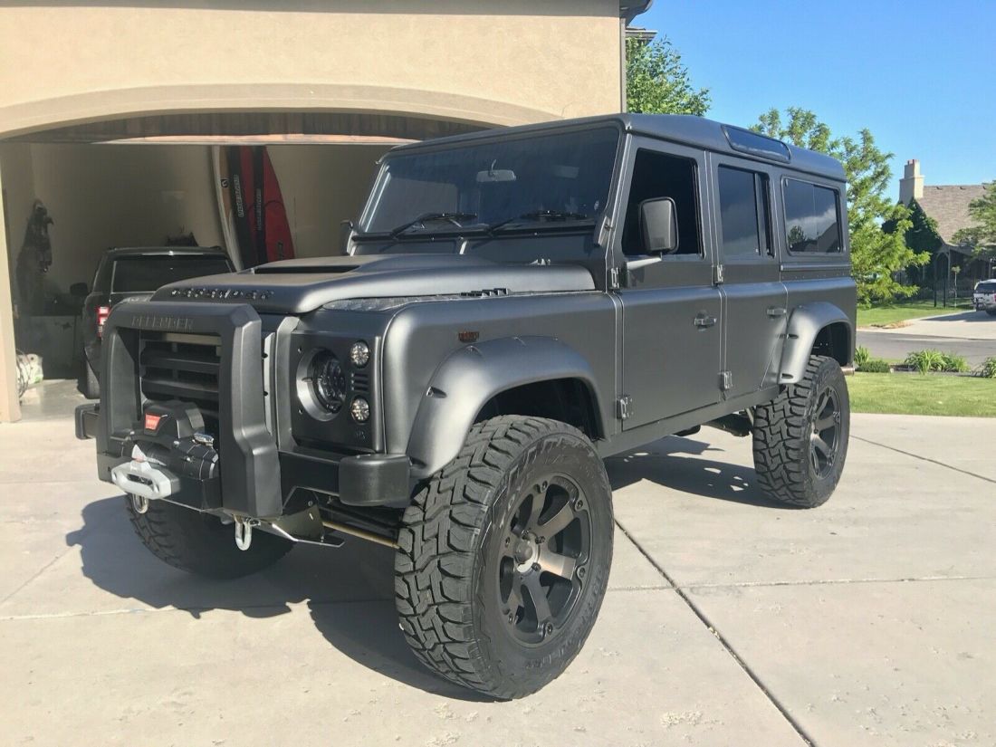 1901 Land Rover Defender - photo 12